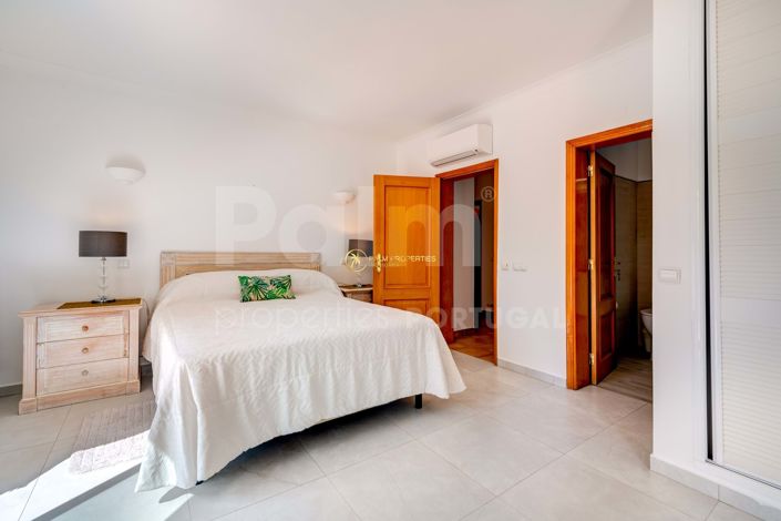 Image No.24-3 Bed Villa for sale