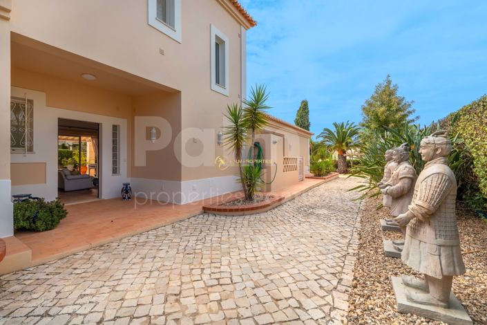 Image No.46-3 Bed Villa for sale