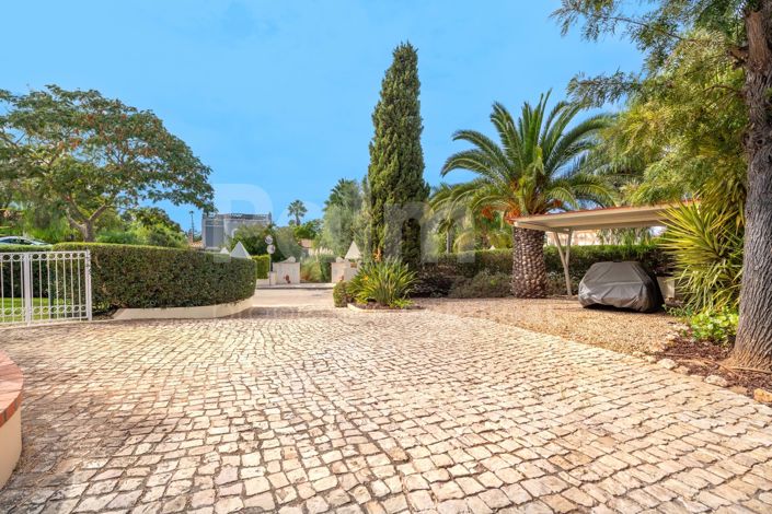 Image No.47-3 Bed Villa for sale