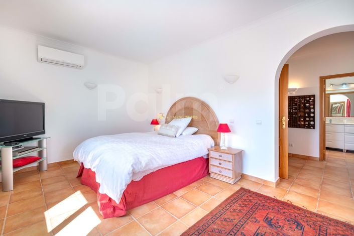 Image No.8-3 Bed Villa for sale