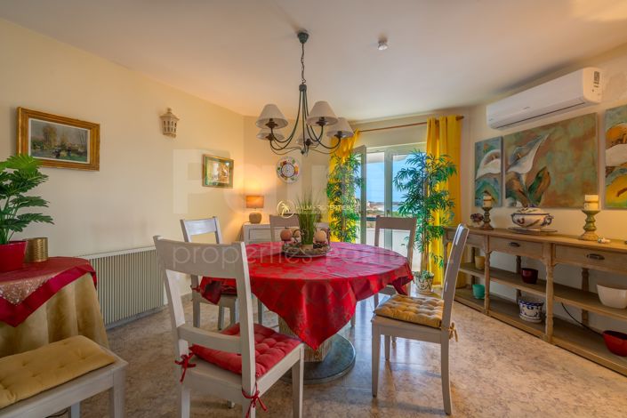 Image No.14-3 Bed Apartment for sale