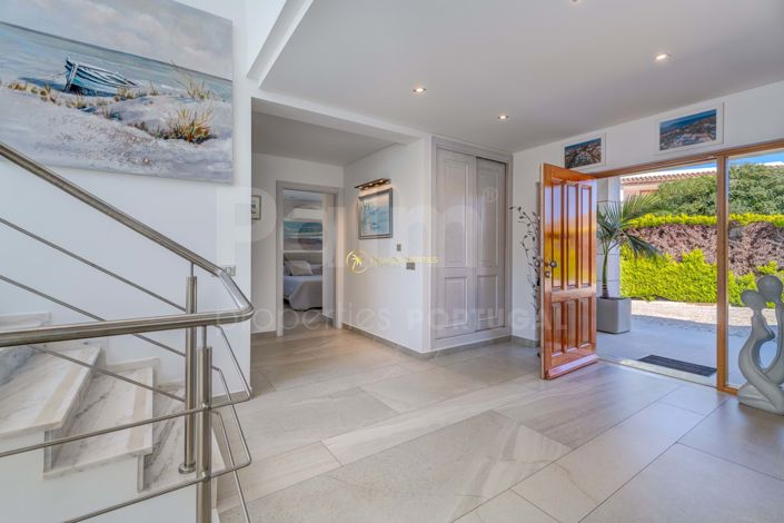 Image No.11-3 Bed Villa for sale