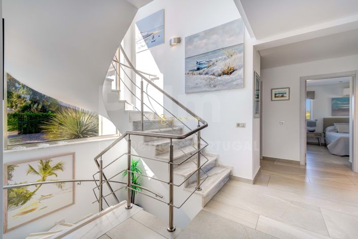 Image No.12-3 Bed Villa for sale