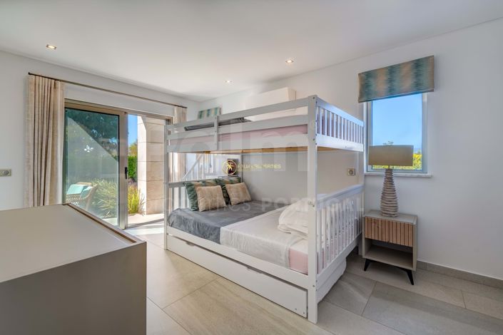 Image No.26-3 Bed Villa for sale