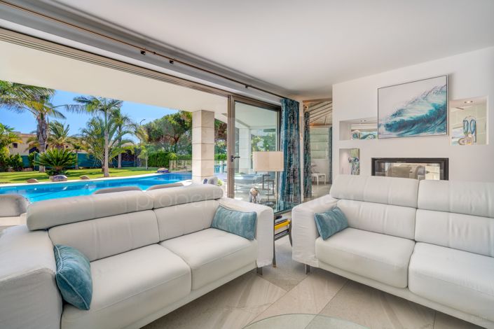 Image No.30-3 Bed Villa for sale