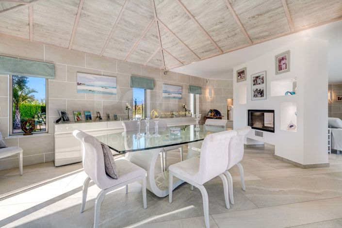 Image No.40-3 Bed Villa for sale