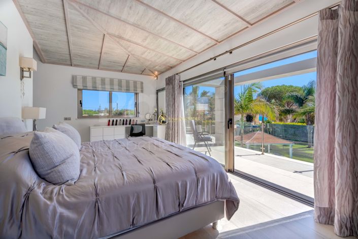 Image No.46-3 Bed Villa for sale