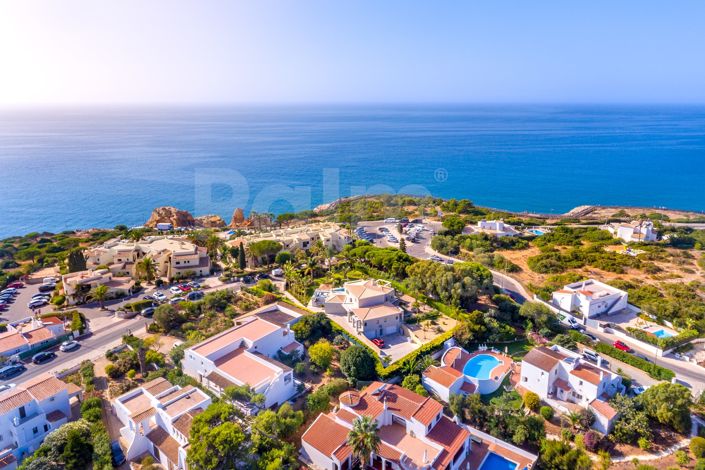 Image No.54-3 Bed Villa for sale