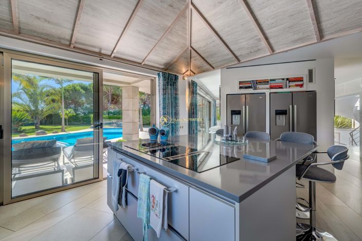 Image No.8-3 Bed Villa for sale