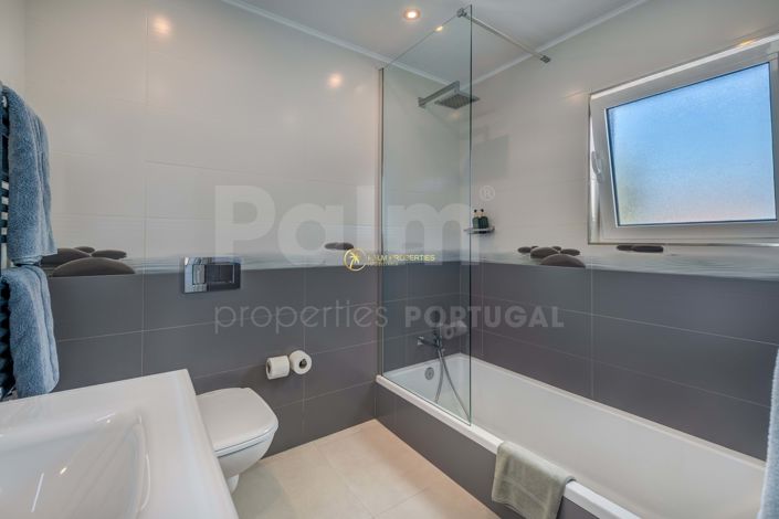 Image No.29-3 Bed Villa for sale