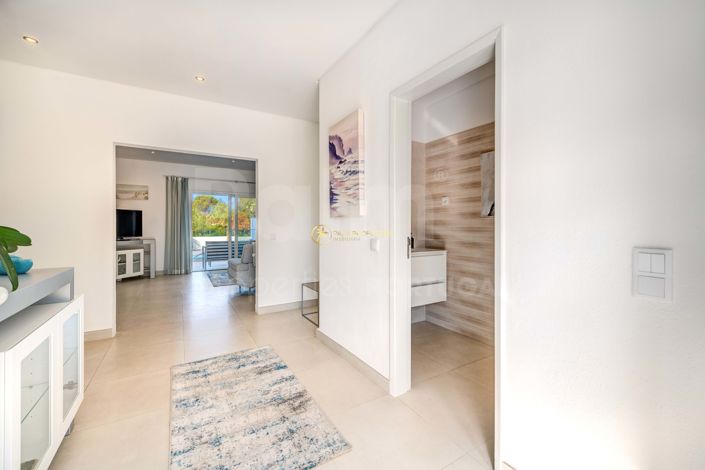 Image No.3-3 Bed Villa for sale