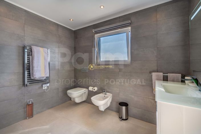 Image No.44-3 Bed Villa for sale