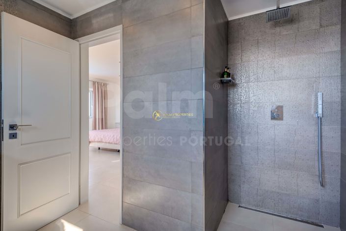 Image No.46-3 Bed Villa for sale