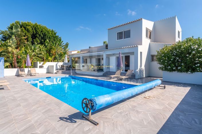 Image No.54-3 Bed Villa for sale