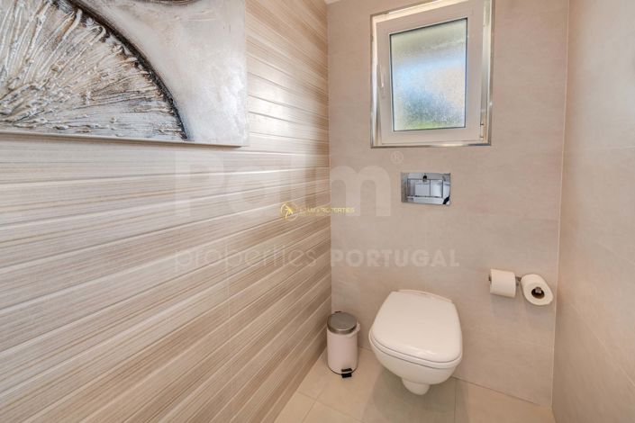 Image No.6-3 Bed Villa for sale