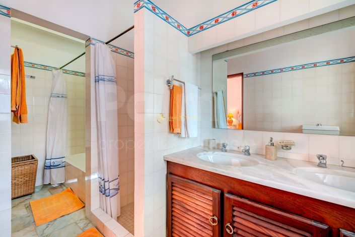 Image No.18-Villa de 8 chambres à vendre à Carvoeiro