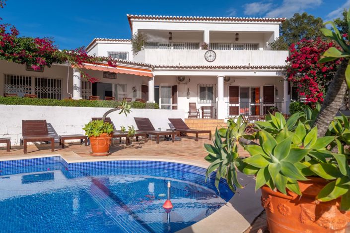 Image No.49-8 Bed Villa for sale