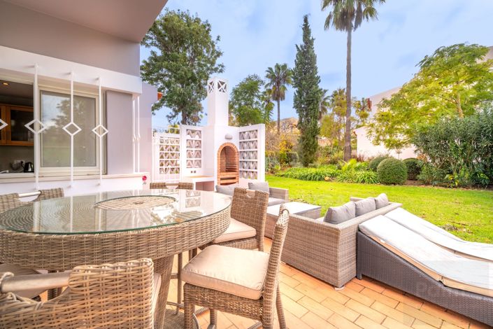 Image No.3-3 Bed Villa for sale