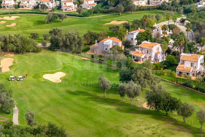Image No.42-3 Bed Villa for sale