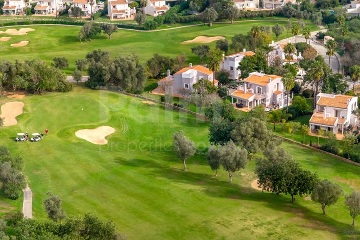Image No.42-3 Bed Villa for sale