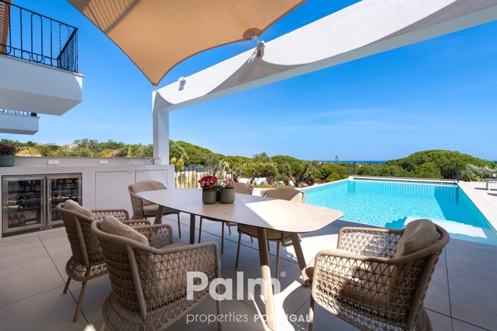 Image No.19-4 Bed Villa for sale