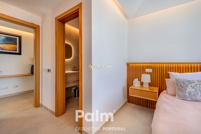 Image No.49-4 Bed Villa for sale