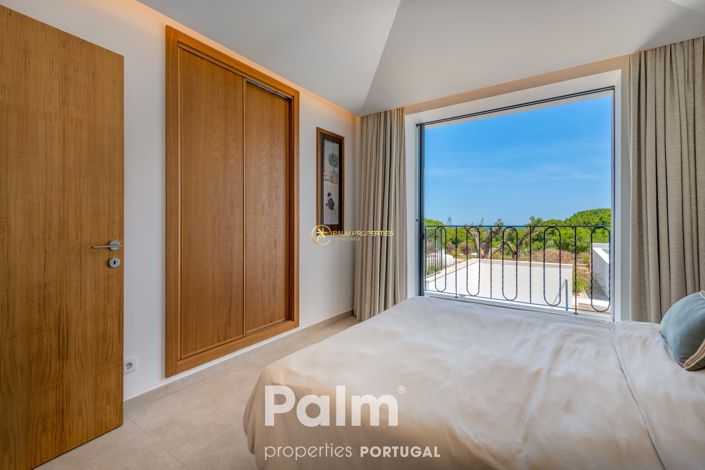 Image No.53-4 Bed Villa for sale