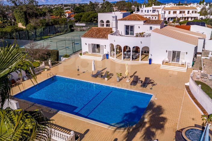 Image No.2-Villa de 6 chambres à vendre à Lagoa