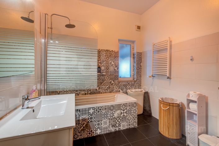 Image No.20-6 Bed Villa for sale