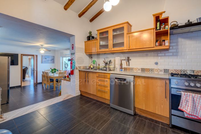 Image No.25-6 Bed Villa for sale