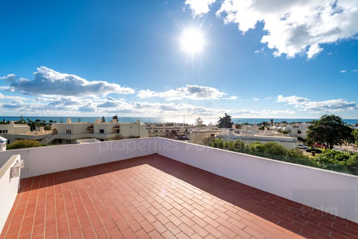 Image No.34-6 Bed Villa for sale