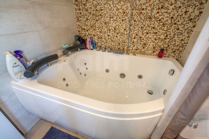 Image No.43-6 Bed Villa for sale