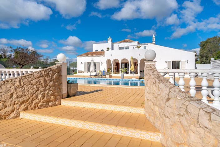 Image No.45-6 Bed Villa for sale