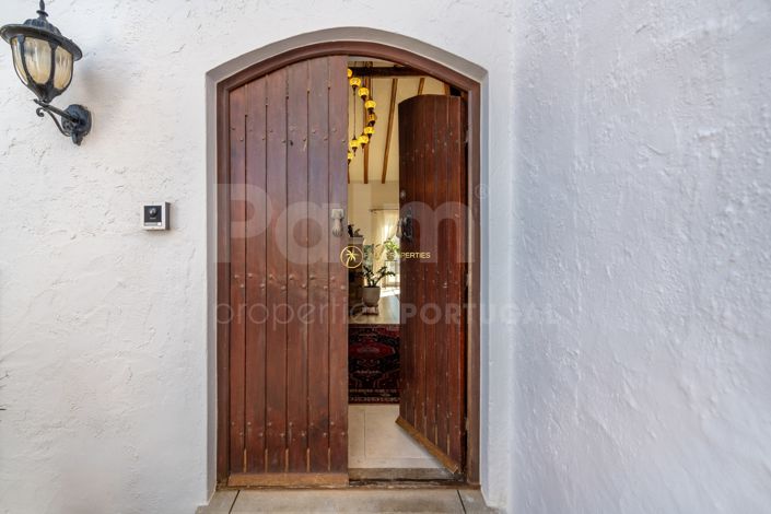 Image No.5-6 Bed Villa for sale