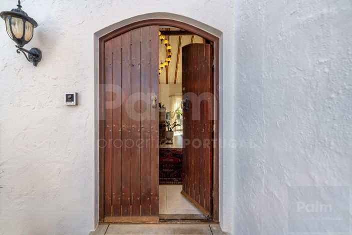Image No.5-6 Bed Villa for sale