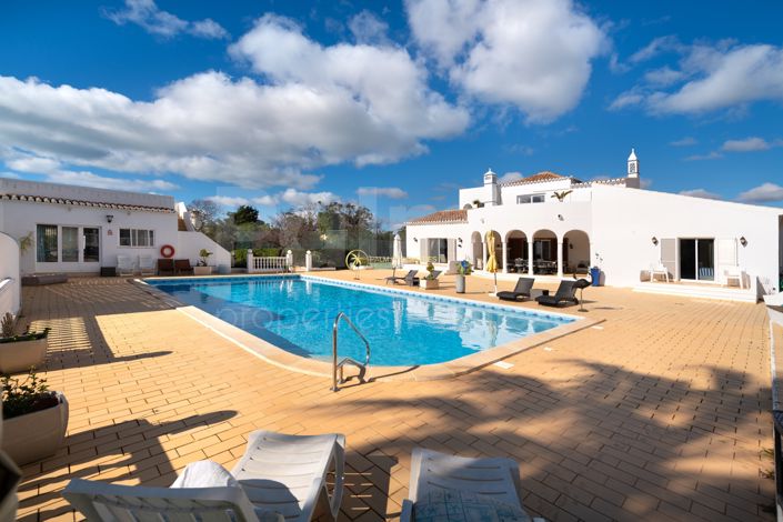 Image No.54-6 Bed Villa for sale