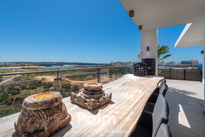 Image No.10-6 Bed Apartment for sale