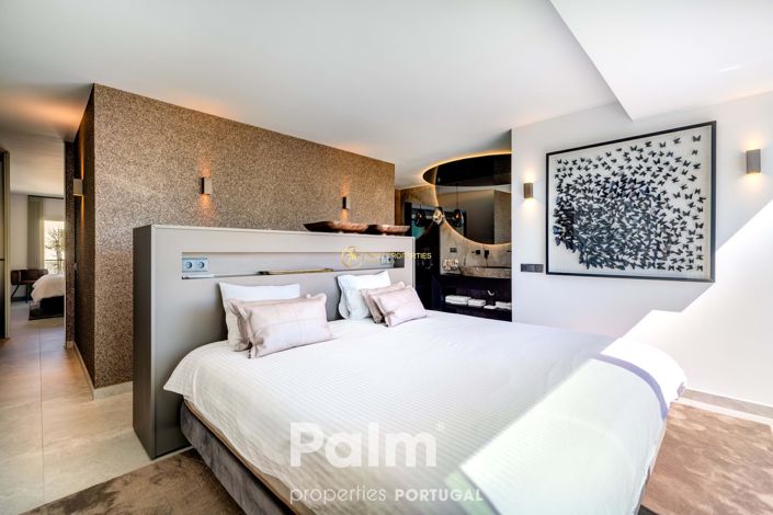 Image No.24-6 Bed Apartment for sale