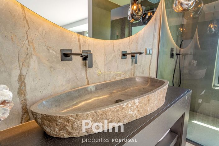 Image No.31-6 Bed Apartment for sale