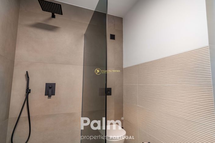 Image No.36-6 Bed Apartment for sale