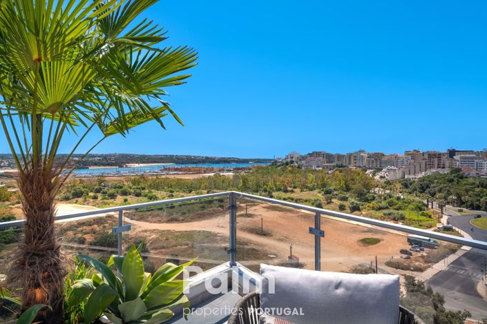 Image No.44-6 Bed Apartment for sale