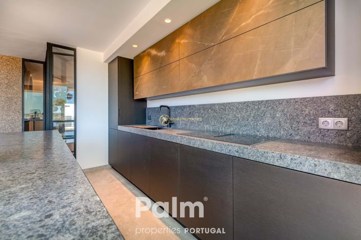 Image No.11-4 Bed Apartment for sale