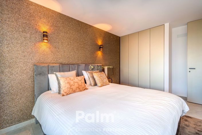 Image No.15-4 Bed Apartment for sale