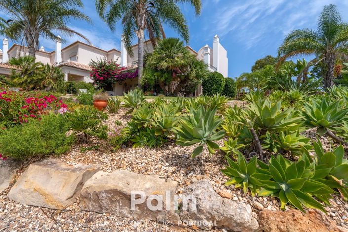 Image No.12-2 Bed Townhouse for sale