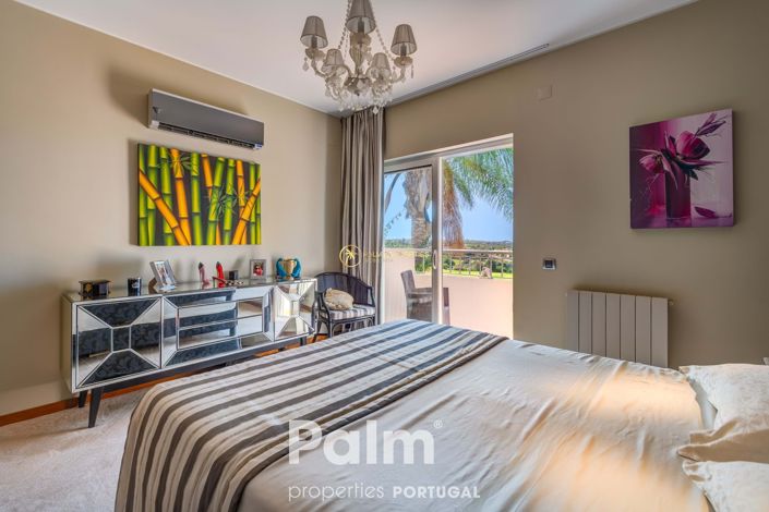 Image No.28-2 Bed Townhouse for sale