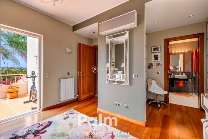 Image No.34-2 Bed Townhouse for sale