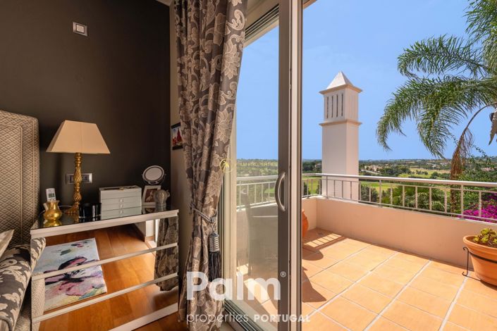 Image No.35-2 Bed Townhouse for sale