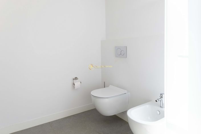 Image No.20-4 Bed Villa for sale