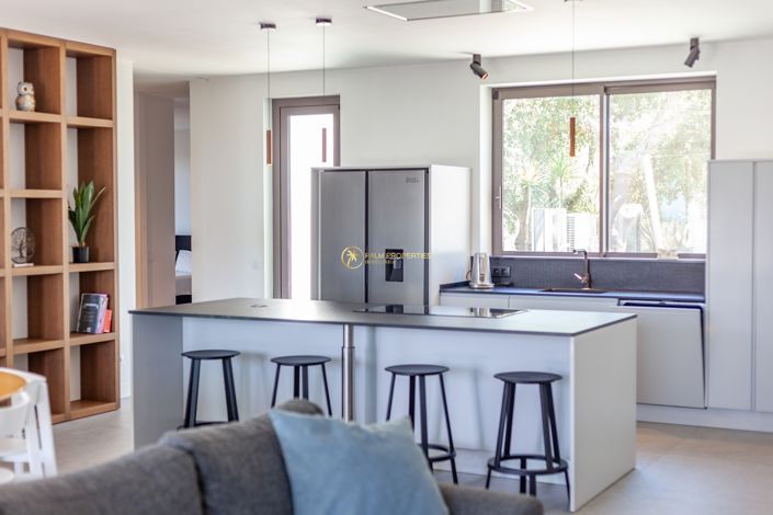 Image No.6-4 Bed Villa for sale