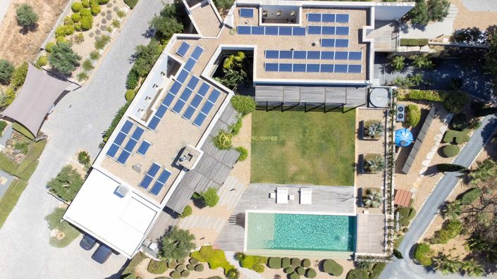 Image No.2-3 Bed Villa for sale